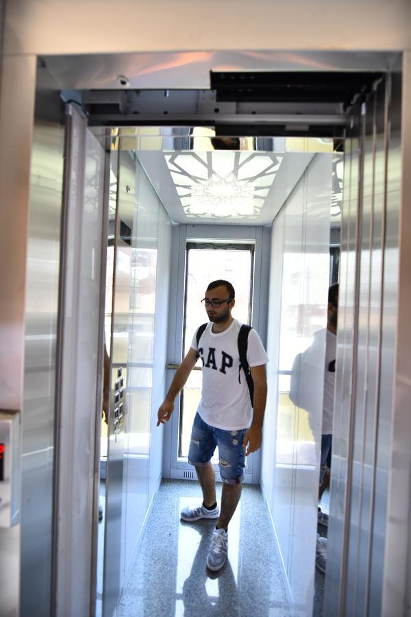 Hotel Phaliashvili Batumi Bagian luar foto